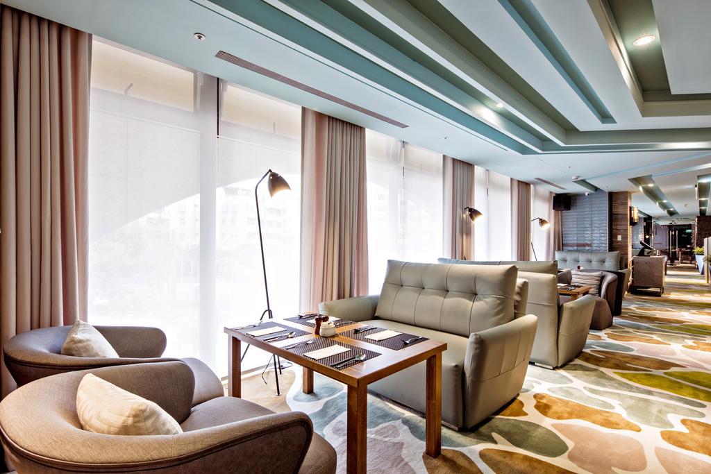 The Ho Hotel Sin-ču Exteriér fotografie