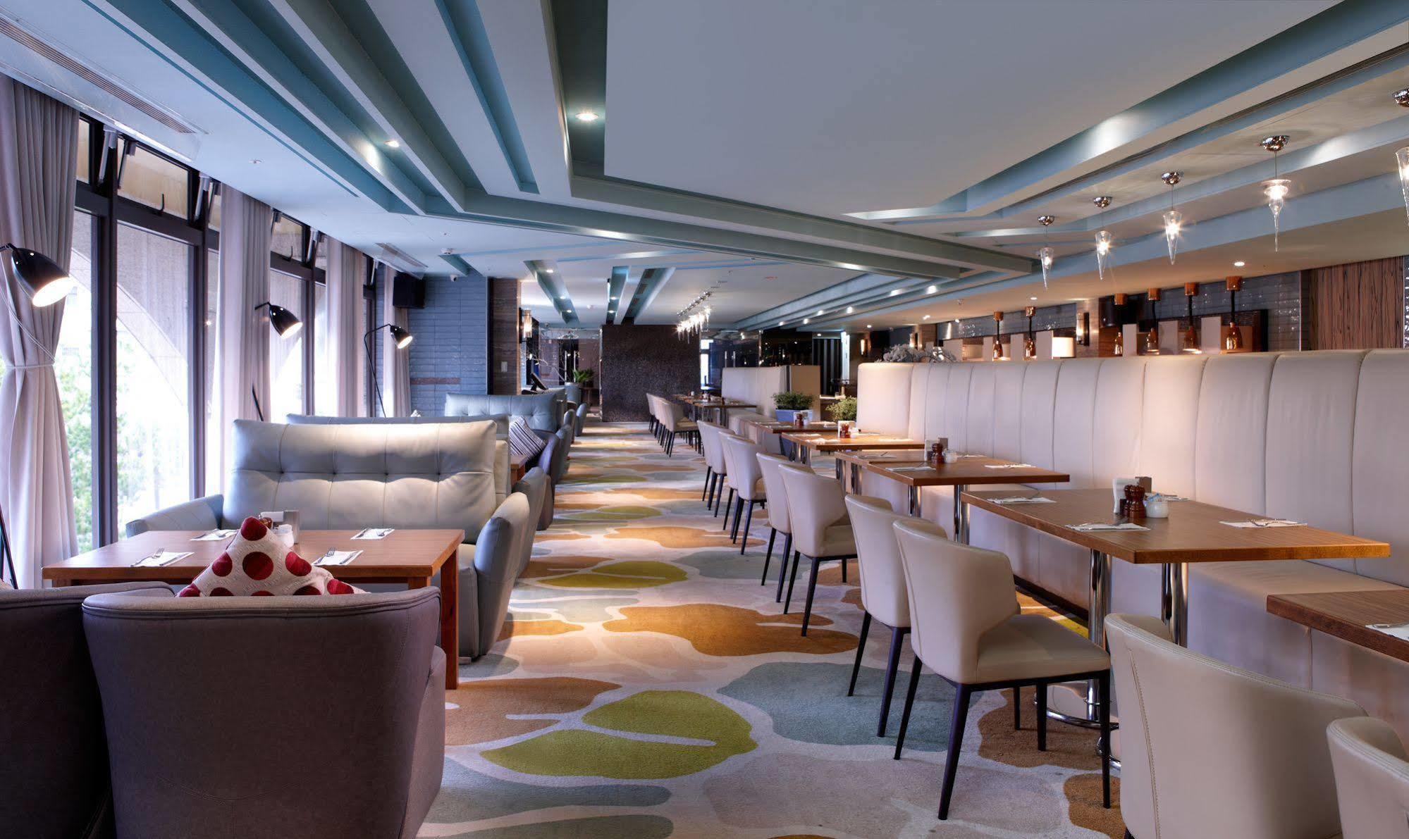 The Ho Hotel Sin-ču Exteriér fotografie