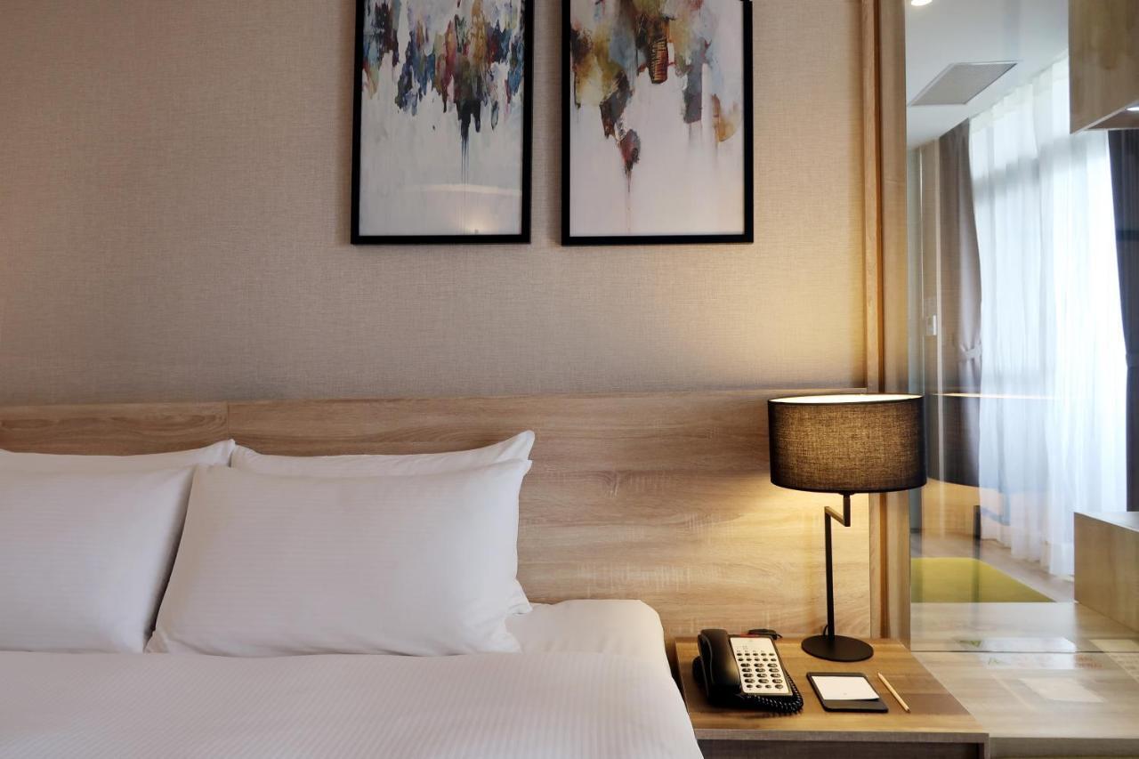 The Ho Hotel Sin-ču Exteriér fotografie